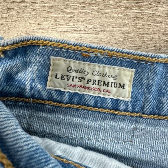 Levi's Premium Wedgie Straight Fit Jeans 27 Distressed - Picture 7 of 15